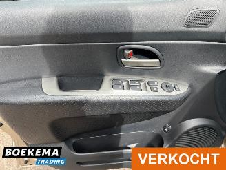Kia Carens 2.0 CVVT X-ecutive 7p. Aut. Navigatie Climate Cruise picture 25