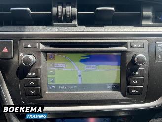 Toyota Auris 1.8 Hybrid Executive Navigatie Climate Cruise PDC picture 26