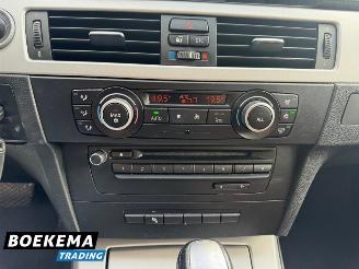 BMW 3-serie 320i Aut. Facelift Navi Leder Clima Cruise Business Line Style picture 23