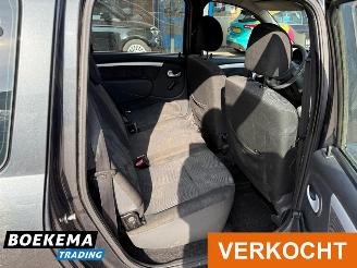 Dacia Logan MCV 1.6 16V Lauréate 7-Persoons Airco picture 16