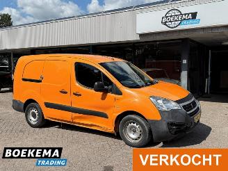 krockskadad bil auto Peugeot Partner 122 1.6 BlueHDi 100 L2 Pro S&S Airco Schuifdeur PDC 2018/5