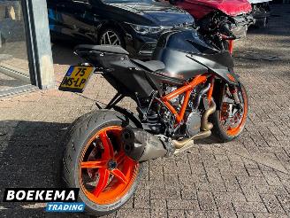 KTM 1290 Super Duke R ABS Akrapovic picture 3