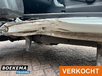 Isuzu D-Max 1.9 Extended Cab X-Country Automaat 4X4 3500KG Trekgewicht picture 17