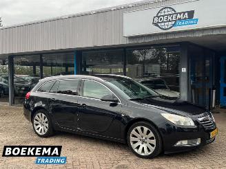Opel Insignia 2.0 T Sport 4x4 250PK Aut Navi Climate Stoelver. picture 1