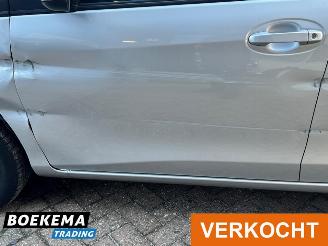 Toyota Yaris 1.5 Hybrid Now Navi Climate Cruise picture 8