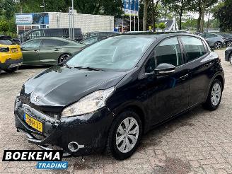 Peugeot 208 1.2 e-VTi Envy Aut Navi Clima Cruise PDC picture 4
