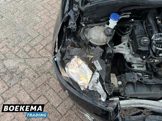 Peugeot 208 1.2 e-VTi Envy Aut Navi Clima Cruise PDC picture 10