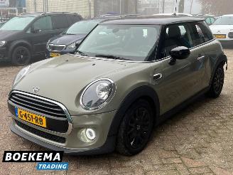 Mini Cooper 1.5 Automaat Keyless Led Navi Cruise Airco picture 4