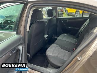 Volkswagen Passat 1.4 TSI Comfortline Navi Climate Cruise PDC picture 19