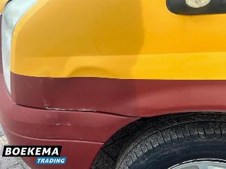 Ford Transit 300S 2.2 TDCI 9-Persoons Airco picture 8