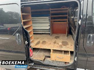 Nissan Primastar 2.5CDi Automaat Airco 3-pers Cruise picture 10