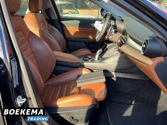 Alfa Romeo Giulia 2.0 T AWD Veloce 280PK Aut Leer Navi Stuur/Stoelverw. Cruise PDC picture 21