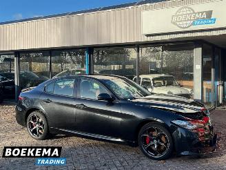 Unfallwagen Alfa Romeo Giulia 2.0 T AWD Veloce 280PK Aut Leer Navi Stuur/Stoelverw. Cruise PDC 2017/5