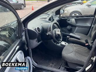 Toyota Aygo 1.0-12V Navigator Automaat Airco 5-Deurs picture 15