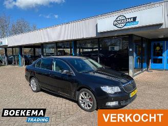 krockskadad bil auto Skoda Superb 1.8 TSI 160pk Memory Cruise Clima PDC Ambition 2009/5