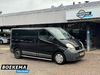Vaurioauto  commercial vehicles Nissan Primastar 2.5 DCI Automaat Airco 3-pers Cruise 2006/8