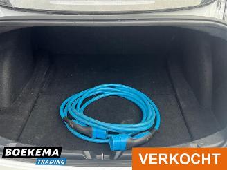 Tesla Model 3 Long Range AWD 75 kWh BTW Autopilot Glazen dak picture 15