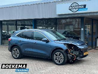 Vrakbiler auto Ford Kuga 2.5 PHEV Titanium Navi Camera Clima Cruise 2021/8