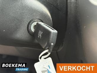 Peugeot 108 1.0 e-VTi Active Airco 5-Deurs picture 25