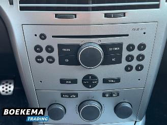 Opel Astra 1.6 Sport 105PK Cruise Climate Trekhaak picture 23