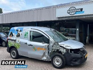 dañado vehículos comerciales Renault Kangoo 1.5 Blue dCi 75 Comfort L1 Navi Climate Cruise Camera PDC Trekh. 2023/12