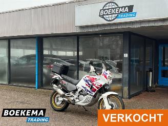 Schade motor Honda Africa Twin XRV 750 All Road Leovince Koffer 1998/2
