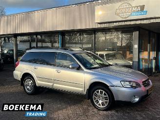 Auto incidentate Subaru Outback 2.5i 4WD Comfort Pano Navi Climate Cruise Stoelverw. Trekh. 2006/9