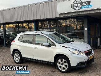 Unfallwagen Peugeot 2008 1.2 VTi Active Premium Navi Cruise Airco PDC Trekh. 2014/3