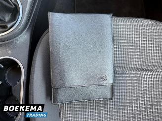 Volkswagen Beetle 1.2 TSI Design Stoelverwarming Airco Cabrio picture 19