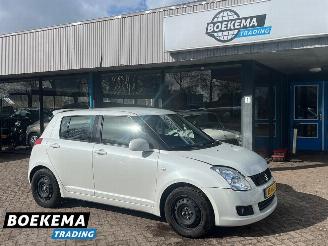 damaged passenger cars Suzuki Swift 1.3 Shogun Airco Cruise 2009/1