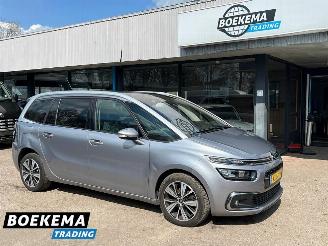 Damaged car Citroën C4 Spacetourer 1.2 PureTech 7-Persoons Shine Automaat Navigatie Camera Zenith 2018/8
