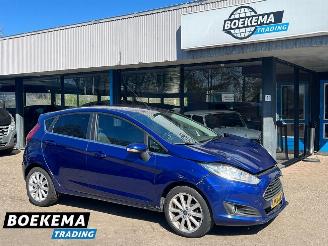 Vaurioauto  passenger cars Ford Fiesta 1.0 EcoBoost Titanium Climate Stoelverwarming 2017/6