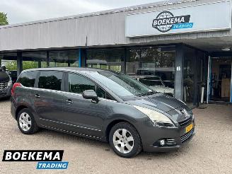 Coche accidentado Peugeot 5008 1.6 VTi Blue Lease 7-Persoons Leer Stoelverwarming Navigatie Climate Cruise 2010/10