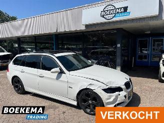 damaged passenger cars BMW 3-serie 330xd Dynamic Exe Automaat Panorama Climate Cruise Navigatie 2006/10