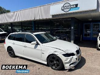 occasion passenger cars BMW 3-serie 330xd Dynamic Exe Automaat Panorama Climate Cruise Navigatie 2006/10