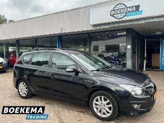 Avarii autoturisme Hyundai I-30 CW 1.6i 125PK i-Motion Cruise Clima Trekhaak 2011/6