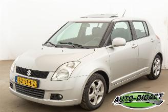Unfallwagen Suzuki Swift 1.3 Shogun 2006/4