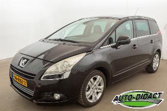Auto incidentate Peugeot 5008 1.6 THP GT 7P. Leer 2011/4