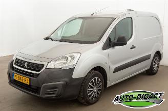 skadebil bedrijf Peugeot Partner 120 1.6 BlueHDi 75 Premium 140.301 km nap 2018/7