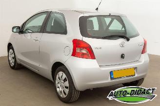 Toyota Yaris 1.0 VVTi + Airco picture 3