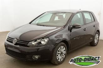 krockskadad bil auto Volkswagen Golf 1.4 TSI 90KW 2011/8