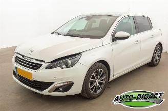 krockskadad bil auto Peugeot 308 1.6 THP Allure Pano Clima Navi 2013/12