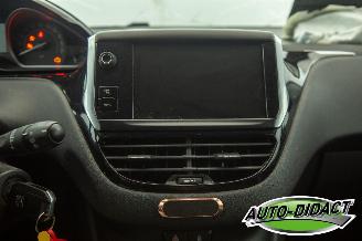 Peugeot 208 1.2 e-VTi Automaat Blue Lease picture 7