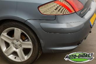 Peugeot 307 CC 2.0-16V Motorschade picture 24