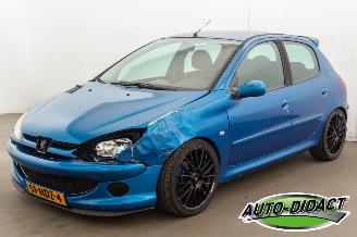 Unfallwagen Peugeot 206 1.4 Airco Génération 2008/11