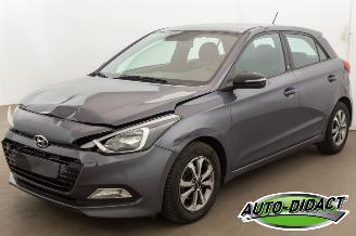 skadebil auto Hyundai I-20 1.2 Airco 2019/1