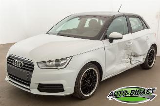 Vaurioauto  passenger cars Audi A1 1.0 TFSI 112.246 km Airco Navi 2017/1