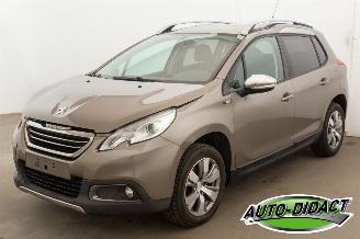 Damaged car Peugeot 2008 1.2 88.215 km Clima Navi Access 2016/3