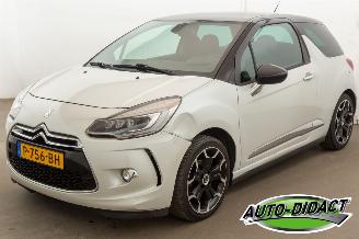 Unfallwagen Citroën DS 1.2 PureTech Clima Navi Camera 2015/2