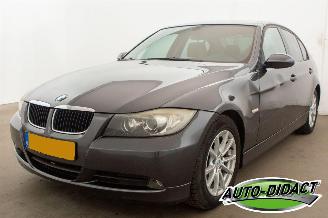 krockskadad bil auto BMW 3-serie 320i Automaat Airco Leder 2007/7